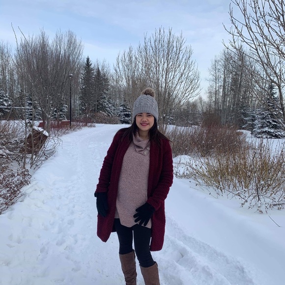 Meet your Posher, Rovelyn - Picture 1 of 1